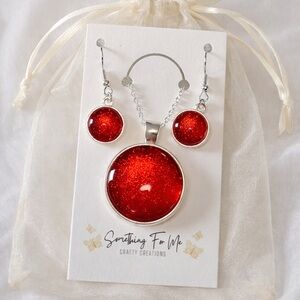Handcrafted Earrings & Pendant Necklace Set